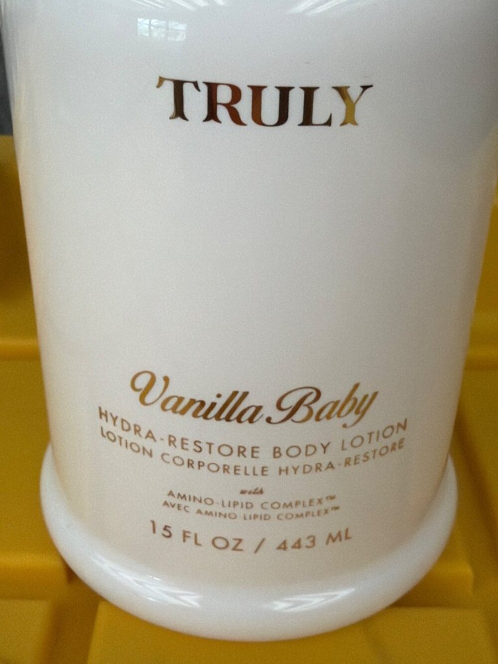 Truly Beauty Vanilla Baby Hydra Restore Body Lotion - Picture 2 of 7